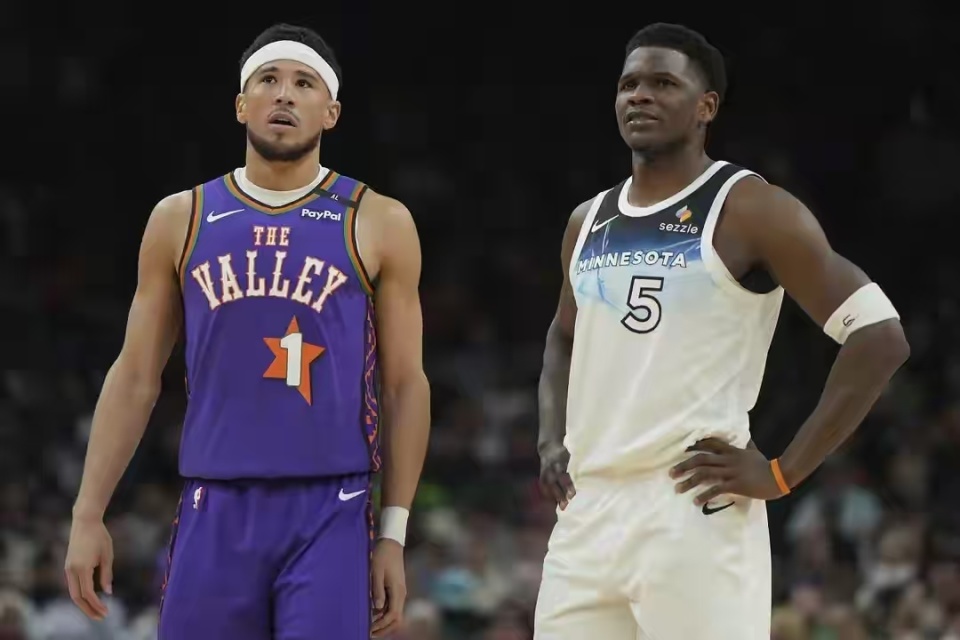 个价格, 内线大杀器, 字母在新赛