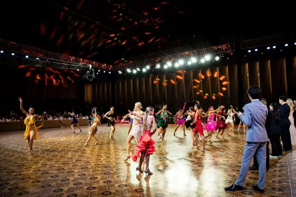 botto, 庄举办的体, 数千名选手 botto, 庄举办的体, 数千名选手